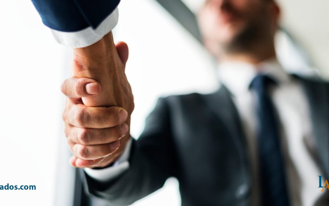 Compraventa de empresas. Ayuda legal